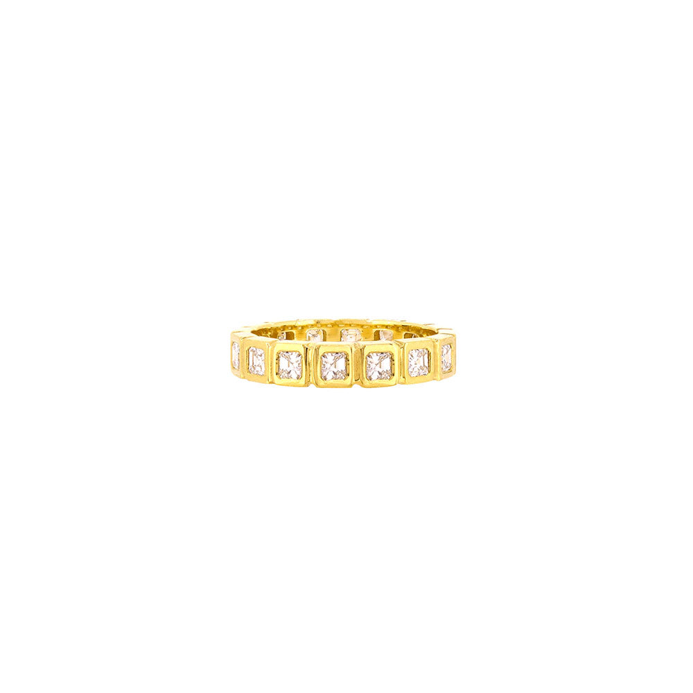 18 Karat Yellow Gold Eternity band with Asscher Cut Diamonds