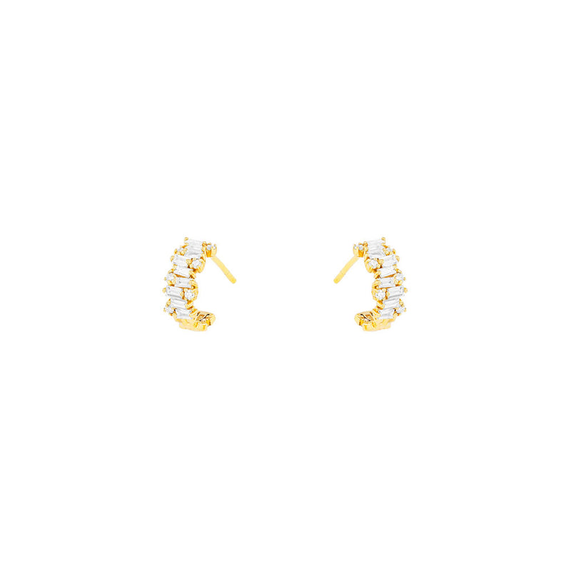 18 Karat Yellow Gold Small hoops with Baguette and round diamonds