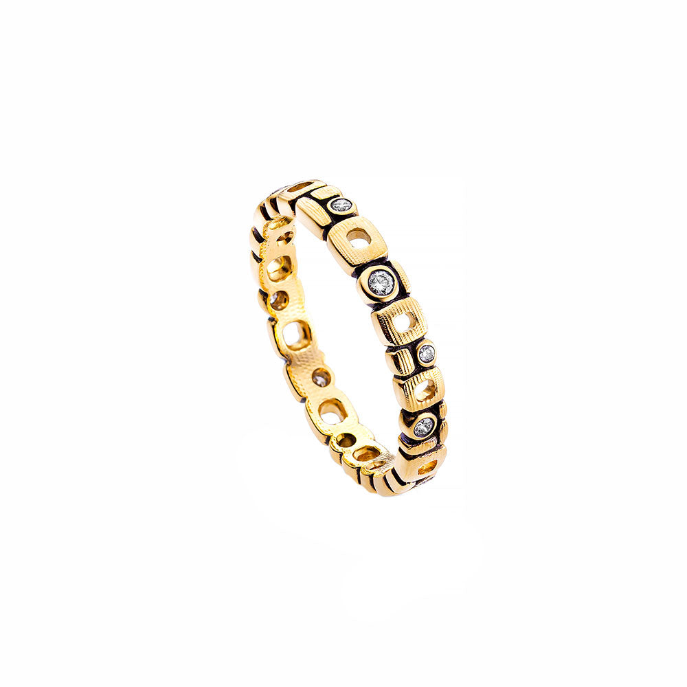 18 Karat Yellow Gold "Micro Windows" Diamond band