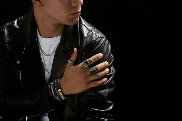 How Do Men Achieve A Bold Look With Leather-Metal Bracelets?
