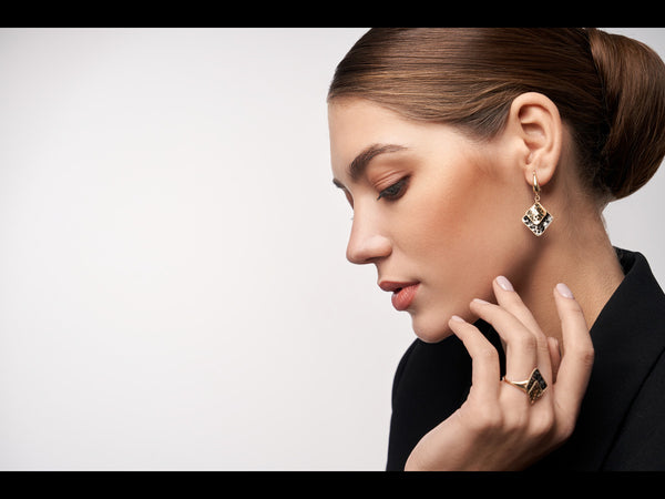 6 Reasons to Grab Sterling Silver Diamonds at the Holiday Trunk Shows!
