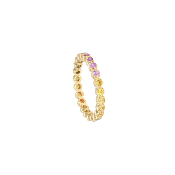 Beautiful yellow gold ring in 18K, set with pink and purple sapphires in a stylish bezel design