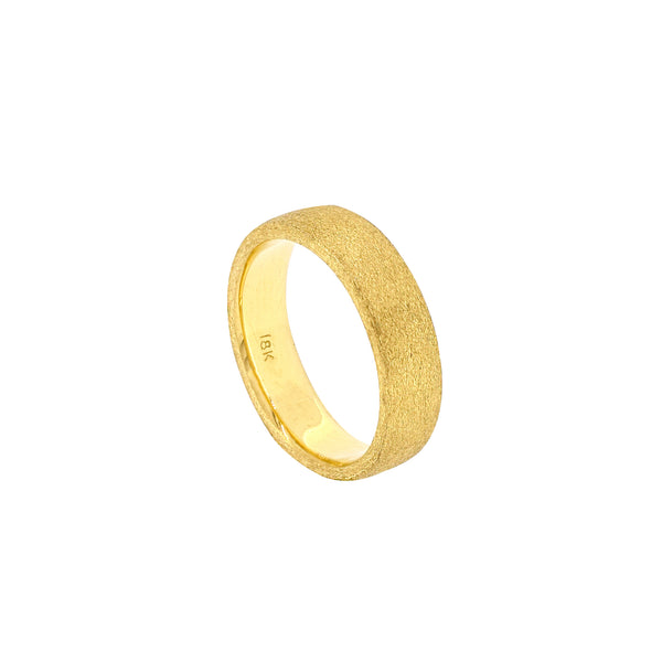 18 Karat Yellow Gold Mens Ring with Stone Finish