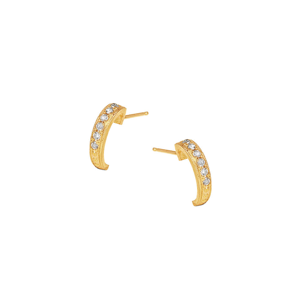 14 Karat Yellow Gold DAE Half hoop with Diamonds