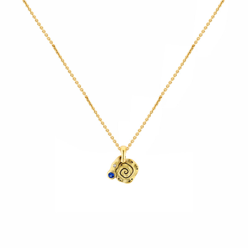 18 Karat Yellow Gold Flora Snail pendant with Diamond and Sapphire