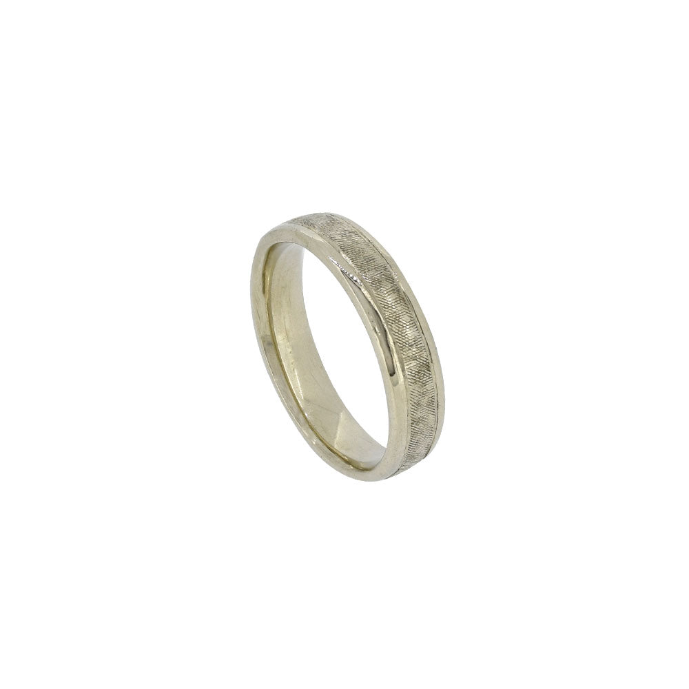 18 Karat Yellow Gold Mens Ring with Florentine Design