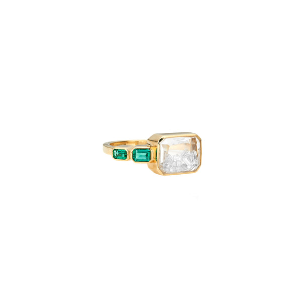 18 Karat Yellow Gold BALA Shaker Ring with emeralds and diamonds