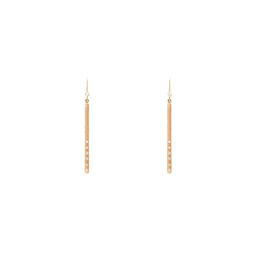 18 Karat Brushed Rose Gold Diamond Dunes Bar Earring