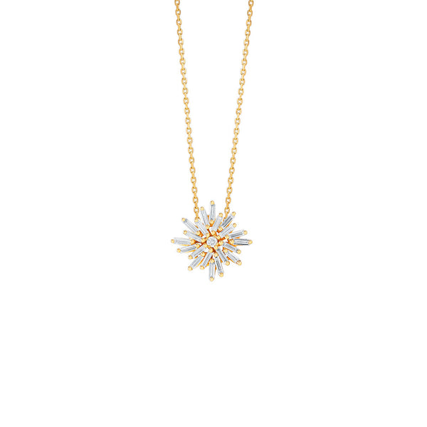 18 Karat Yellow Gold mini star pendant with Baguette and White Diamonds