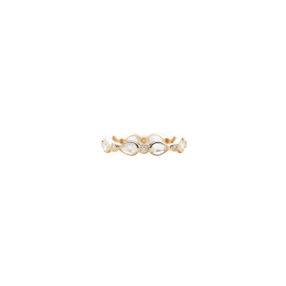 18 Karat Yellow Gold Gold Vine Diamond Band