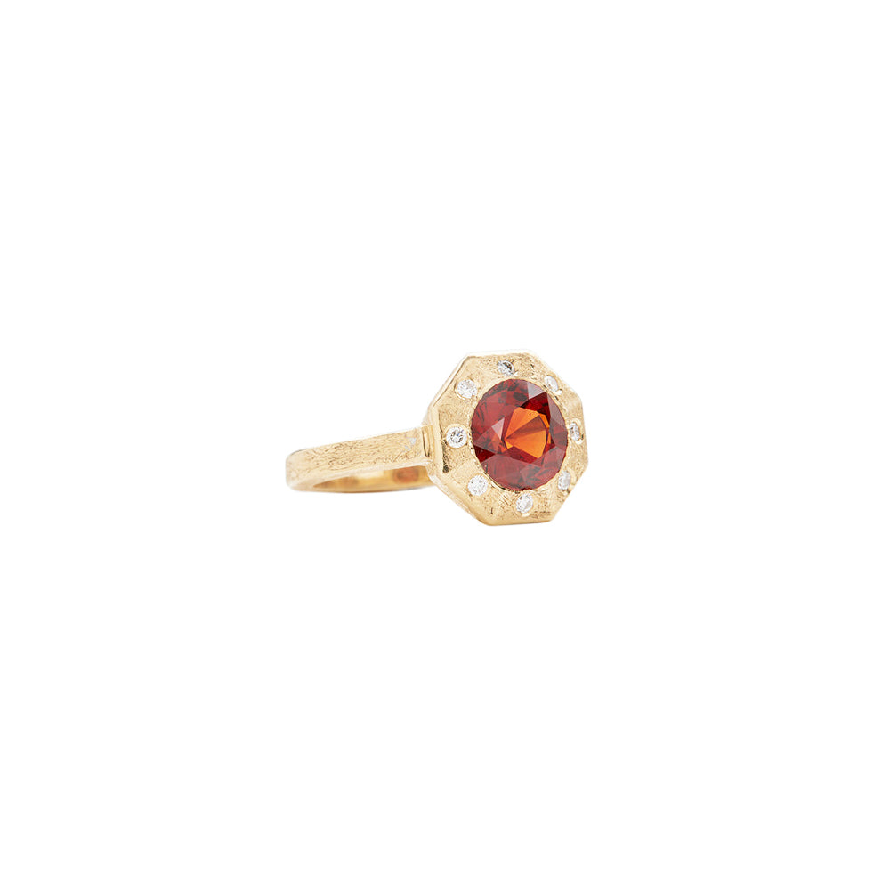 18 Karat Yellow Gold Spessarite Garnet Ring