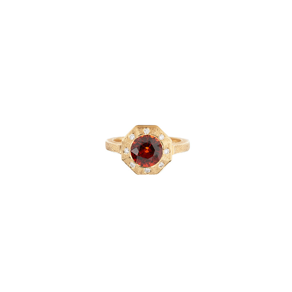 18 Karat Yellow Gold Spessarite Garnet Ring